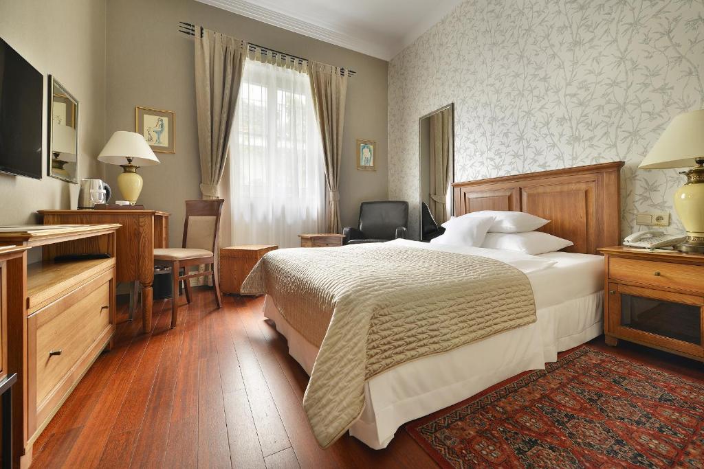 Single Room